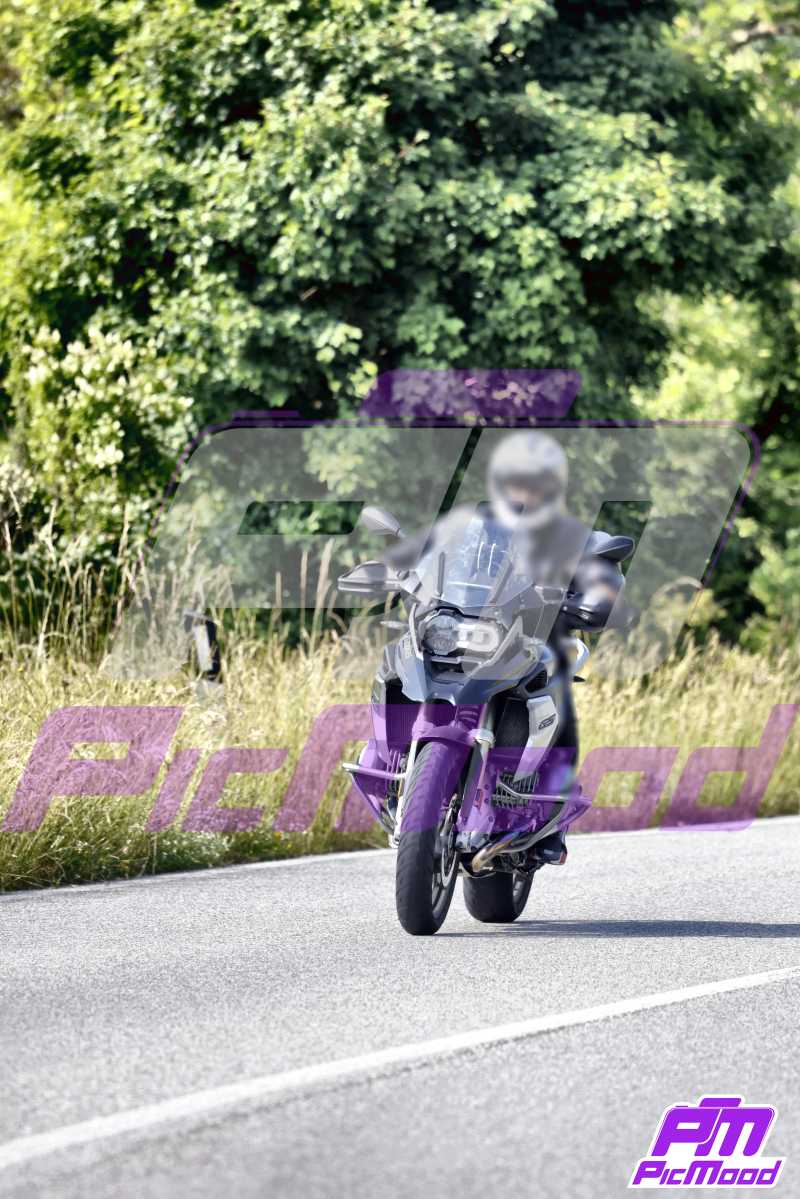 Foto Passo della Futa Raticosa vers Toscana 13 giu 2025 09:20