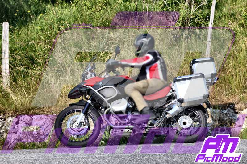 Foto Passo della Futa Raticosa vers Toscana 21 giu 2025 08:21