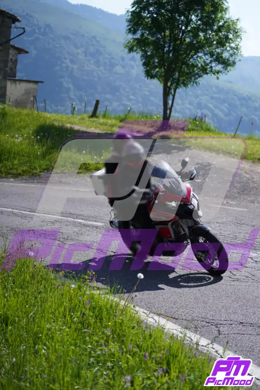 Foto Passo di Zambla 9 mag 2026 09:59