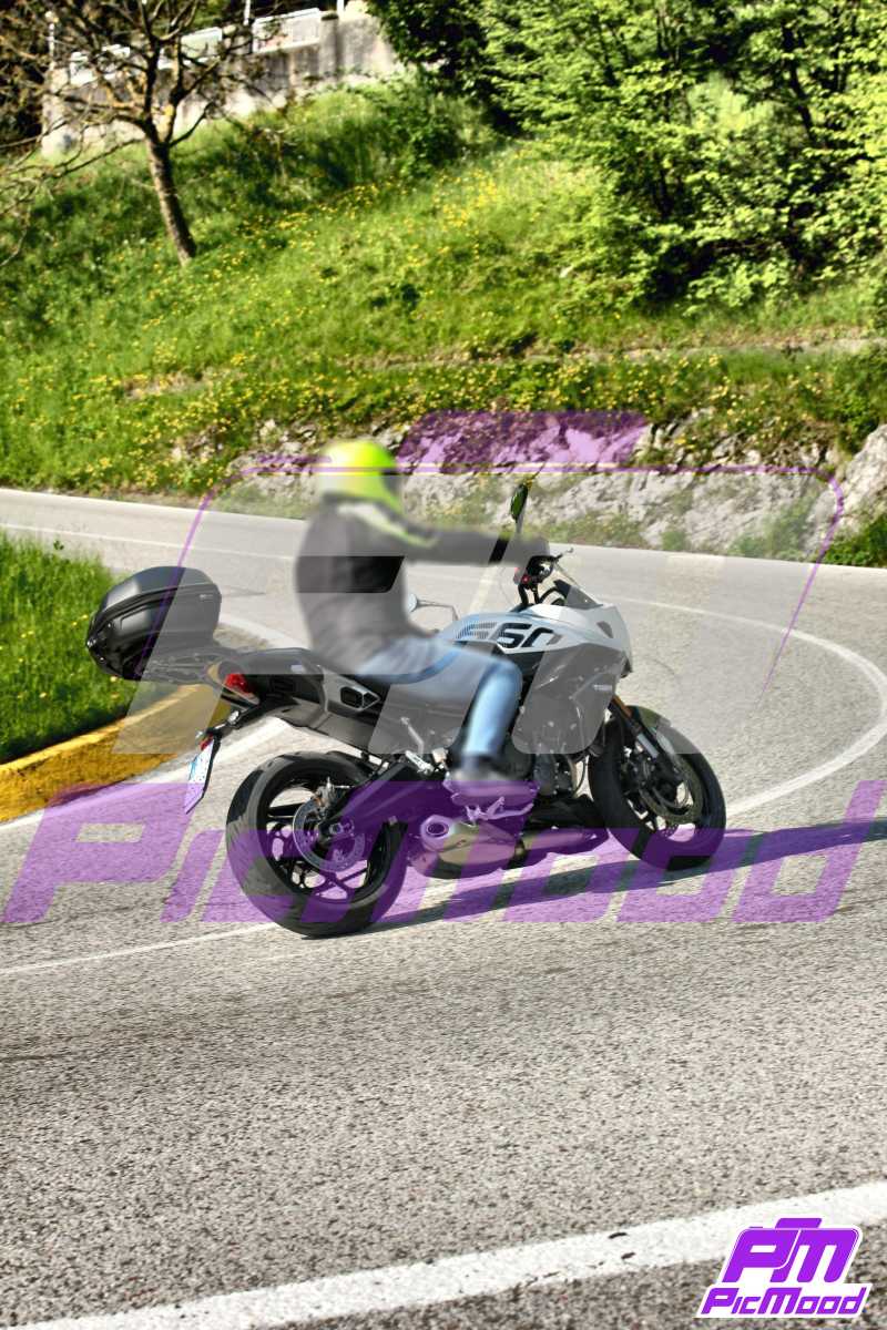 Foto Passo del Ghisallo 1 mag 2025 09:23