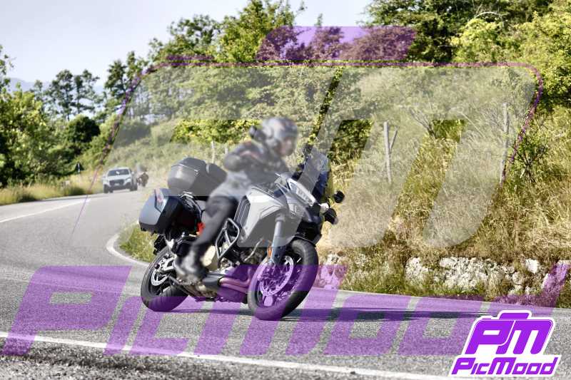 Foto Passo della Futa Raticosa vers Toscana 13 giu 2025 09:21