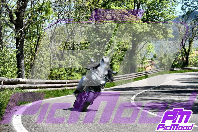 Foto Passo della Cisa 2 mag 2025 12:23