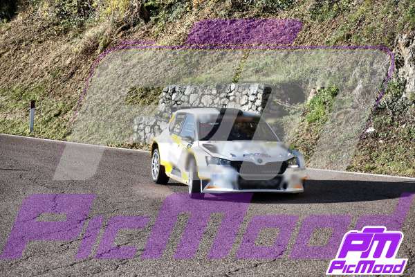 Foto Altopiano del Brentonico 25 ott 2025 09:52