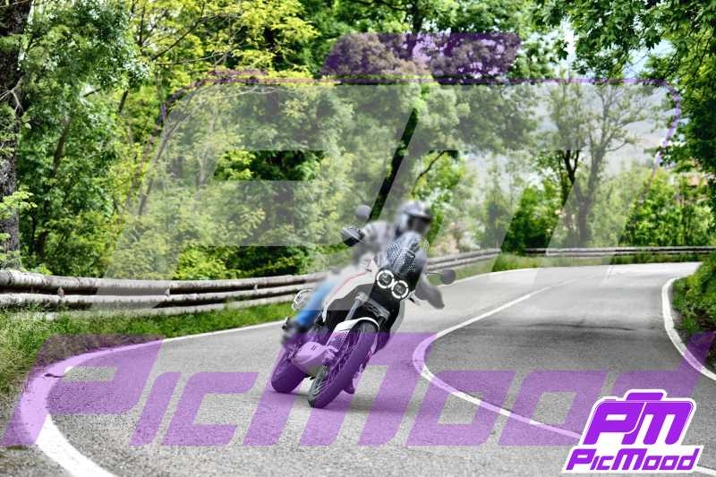 Foto Passo della Cisa 17 mag 2025 10:09