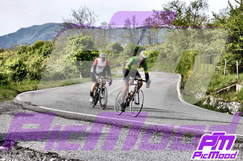 Foto Passo della Futa Raticosa vers Toscana 4 mag 2025 09:24