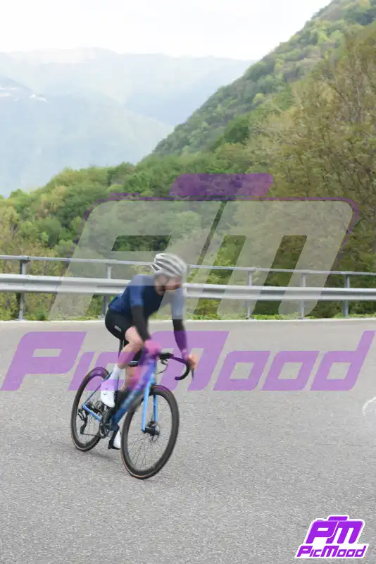 Foto Passo del Ghisallo 18 apr 2026 09:24