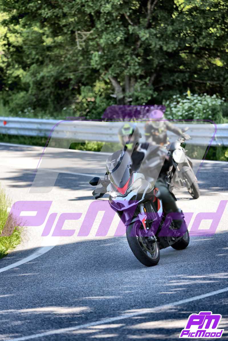 Foto Passo della Cisa versante Toscana 31 mag 2025 10:16