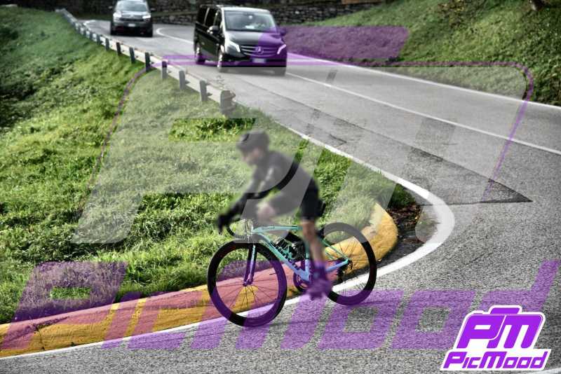 Foto Passo del Ghisallo 6 ott 2024 09:14
