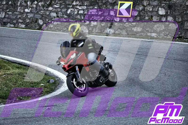 Foto Passo dello Stelvio 13 ago 2026 09:11