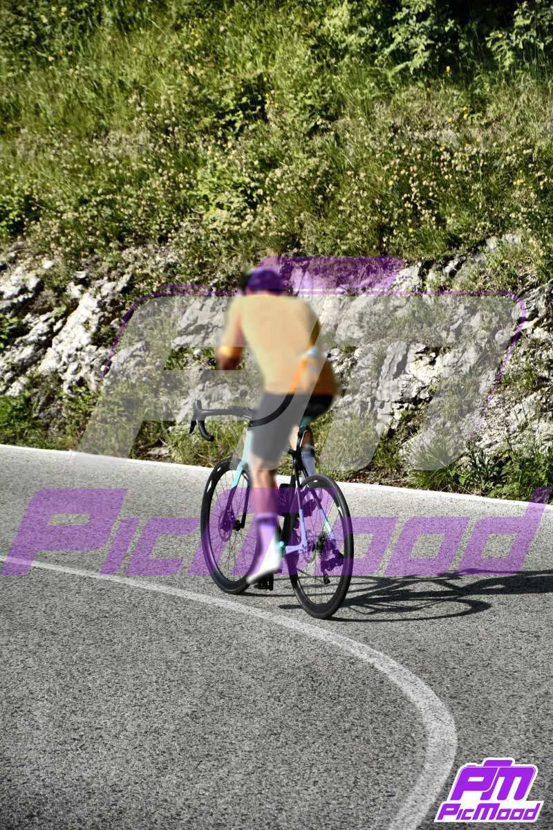 Foto Passo del Ghisallo 31 mag 2025 09:10