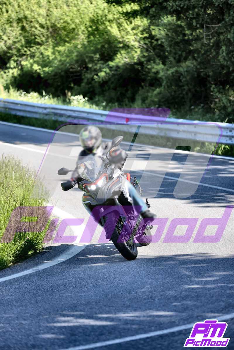 Foto Passo della Cisa versante Toscana 31 mag 2025 10:12