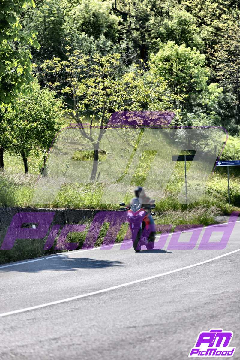 Foto Passo della Cisa versante Toscana 10 mag 2025 09:58