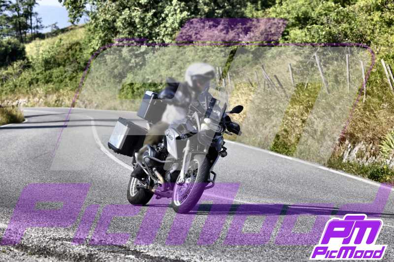 Foto Passo della Futa Raticosa vers Toscana 15 giu 2025 08:43