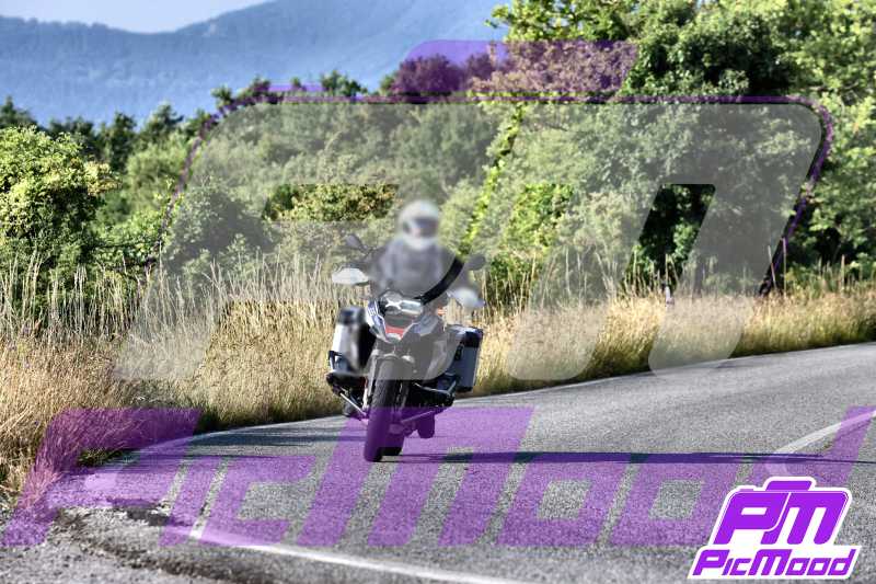 Foto Passo della Futa Raticosa vers Toscana 21 giu 2025 08:28