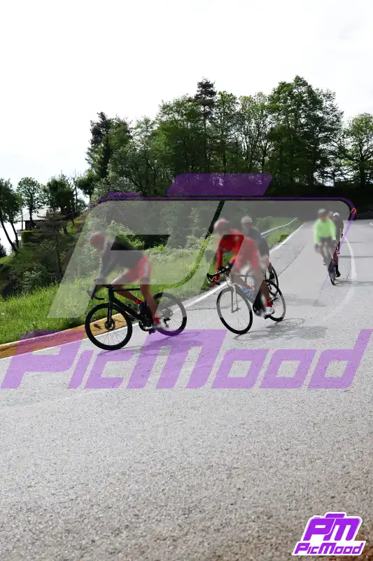 Foto Passo del Ghisallo 1 mag 2026 10:11