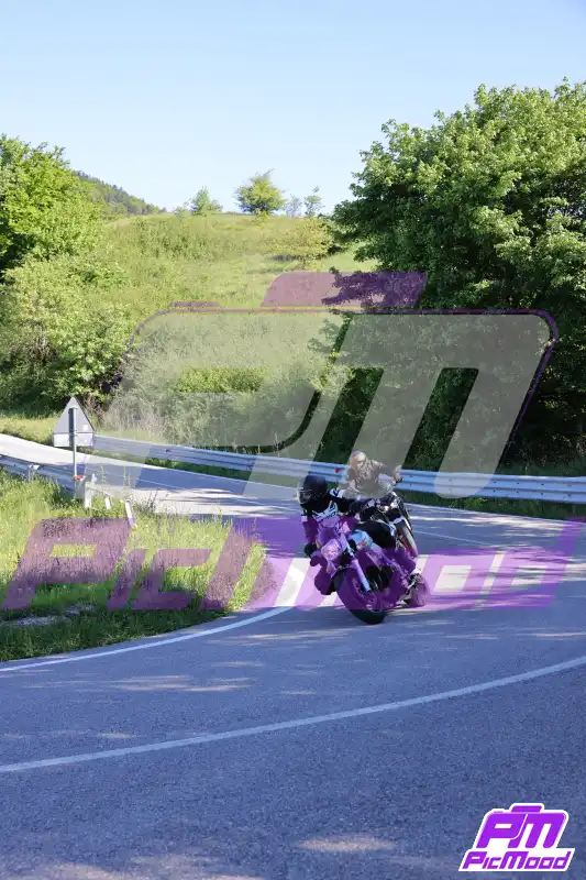 Foto Passo della Cisa versante Toscana 17 mag 2026 09:46