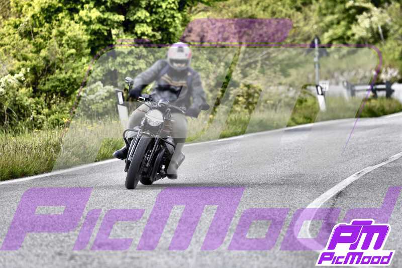 Foto Passo della Futa Raticosa vers Toscana 10 mag 2025 09:44