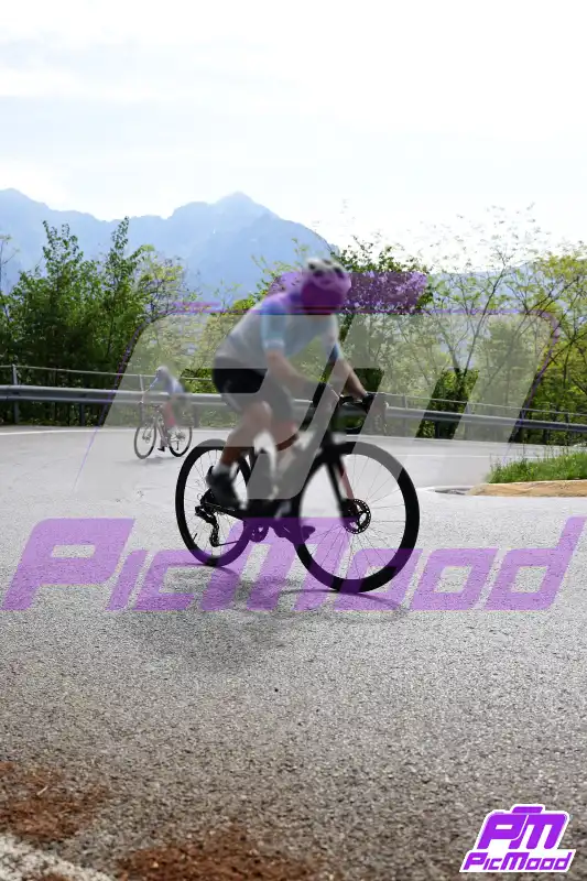 Foto Passo del Ghisallo 1 mag 2026 10:11