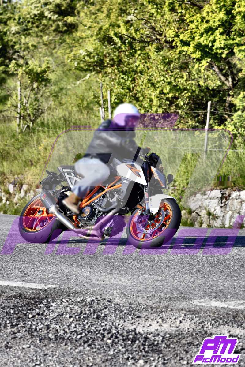 Foto Passo della Futa Raticosa vers Toscana 18 mag 2025 08:10