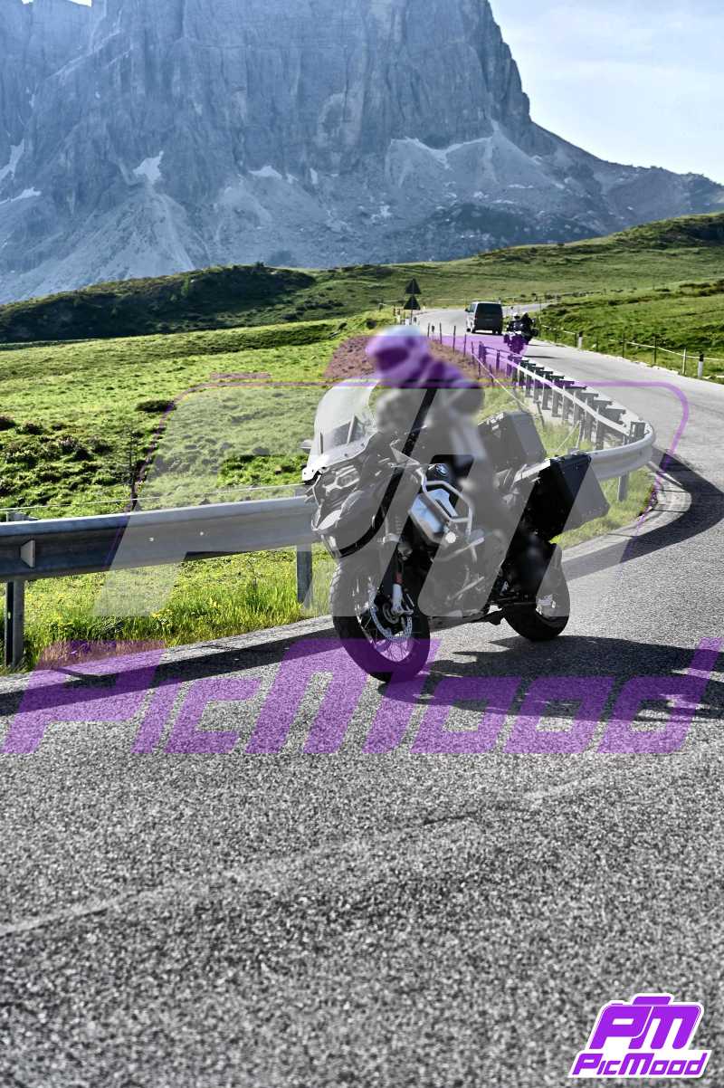 Foto Passo Giau 29 giu 2024 08:28