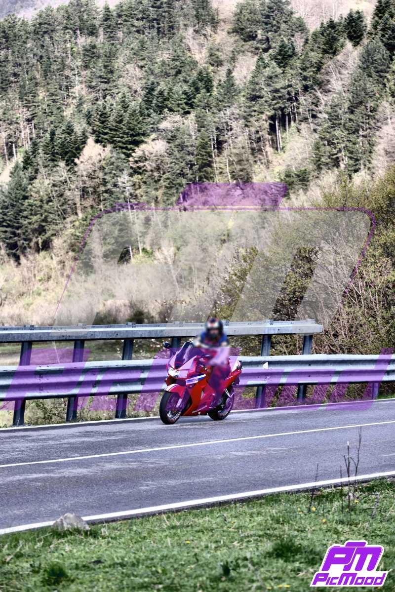 Foto Passo della Cisa versante Toscana 19 apr 2025 10:15
